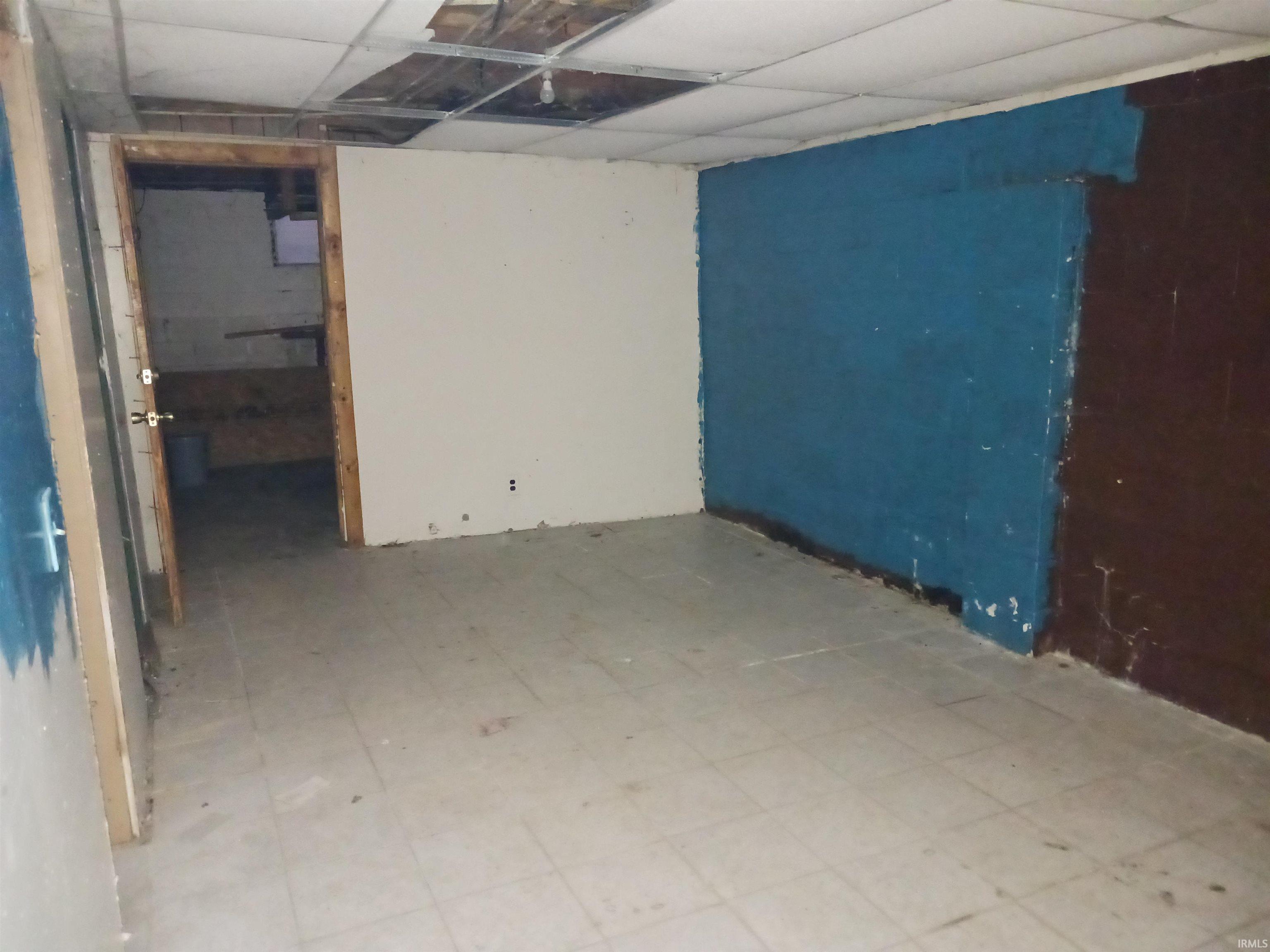 442 South Troll Street Sullivan, IN 47882 - Photo 4 of 29