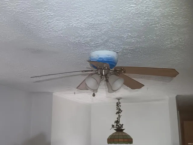 $113,905 | 442 South Troll Street, Sullivan, IN 47882