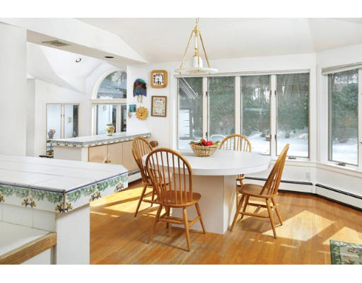 75 Meadowbrook Road Newton, MA 02459 - Photo 3 of 3