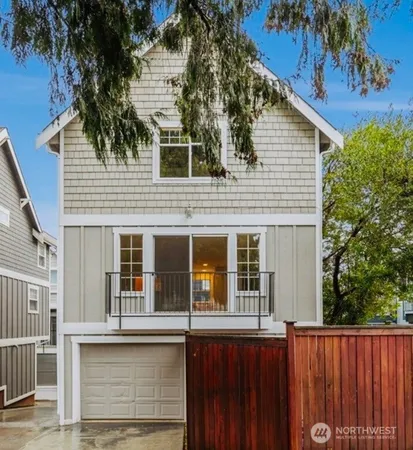 $4,500 | 910 North 74th Street, Seattle, WA 98103