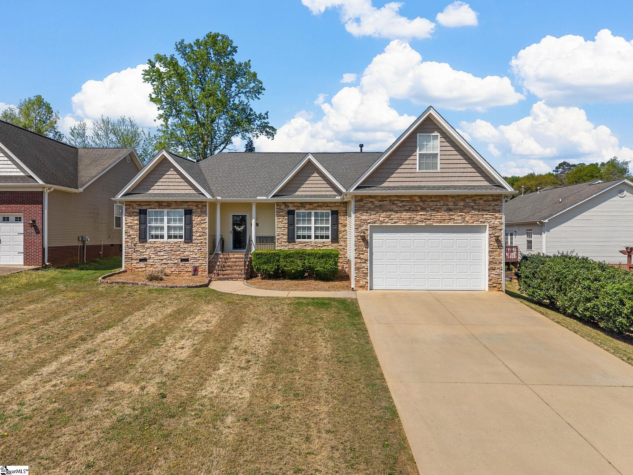 414 Landstone Terrace Boiling Springs, SC 29316 - Photo 1 of 41