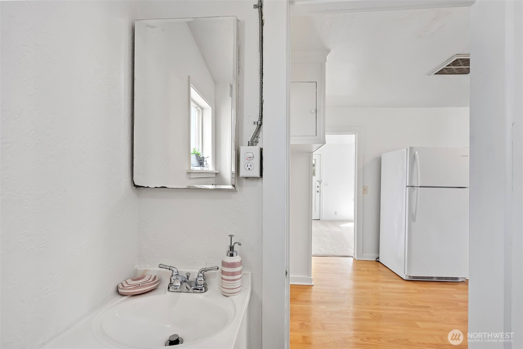 3001 Wheaton Way Bremerton, WA 98310 - Photo 6 of 13