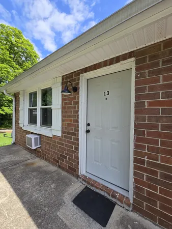 $800 | 82 West Fork Drive, Unit 13, Clarksville, TN 37042