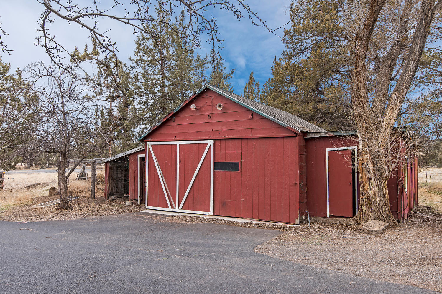 23040 Alfalfa Market Road Bend, OR 97701 - Photo 13 of 23 20