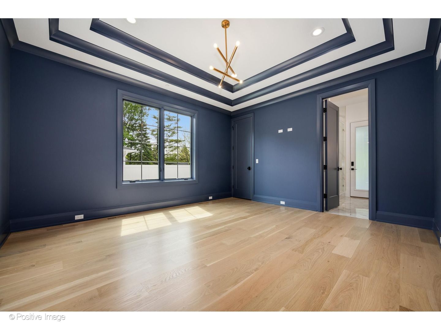 1851 Oakwood Road Northbrook, IL 60062 - Photo 19 of 56