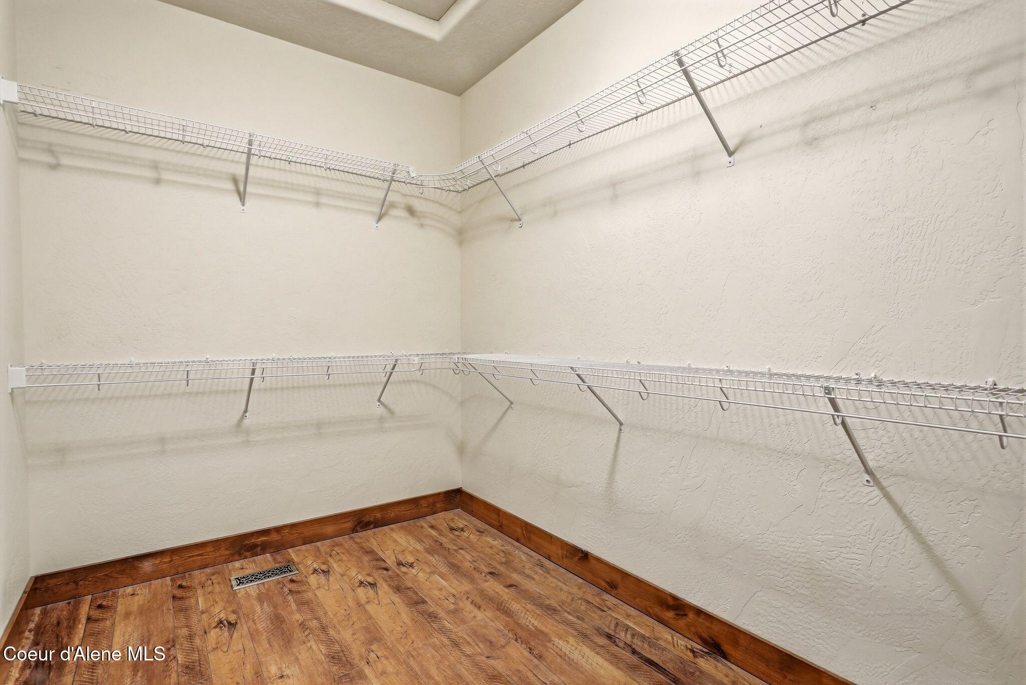 5774 West Kidd Island Road Coeur D'Alene, ID 83814 - Photo 26 of 66 Inside-Media-Kidd-24