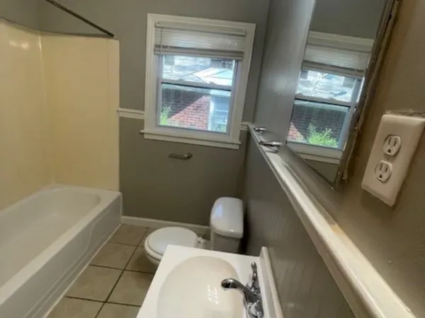 $795 | 802 Waring Road, Memphis, TN 38122