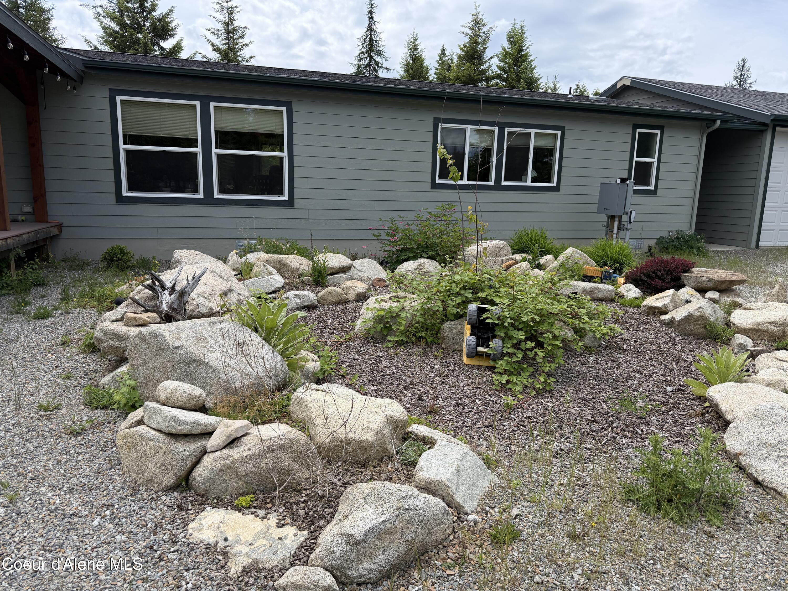 12572 East Parks Road Athol, ID 83801 - Photo 2 of 62 IMG_2569 (1)