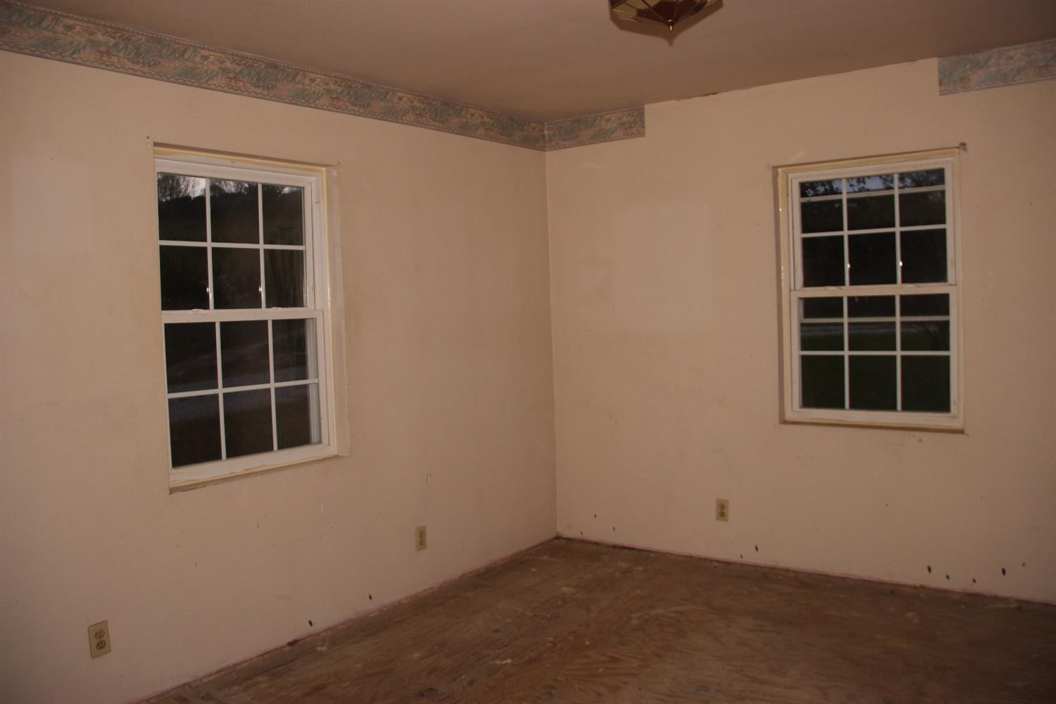 2382 Dal Road Williamsburg, KY 40769 - Photo 8 of 8 Listing Photo