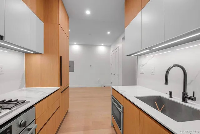 $1,390,000 | 5 Ct Square West, Unit 6A | Long Island City