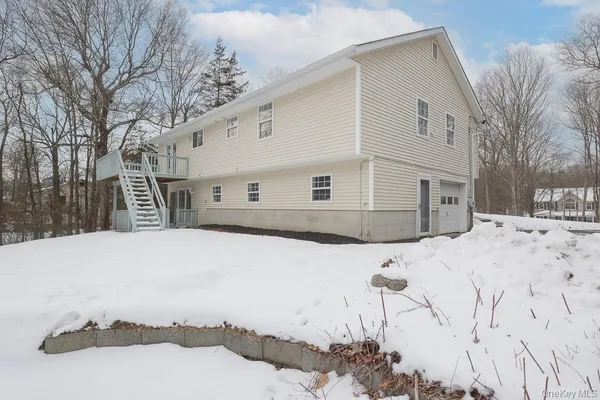 $550,000 | 600 Twin Arch Road, Rock Tavern, NY 12575