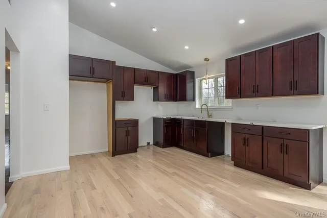 $565,000 | 600 Twin Arch Road, Rock Tavern, NY 12575