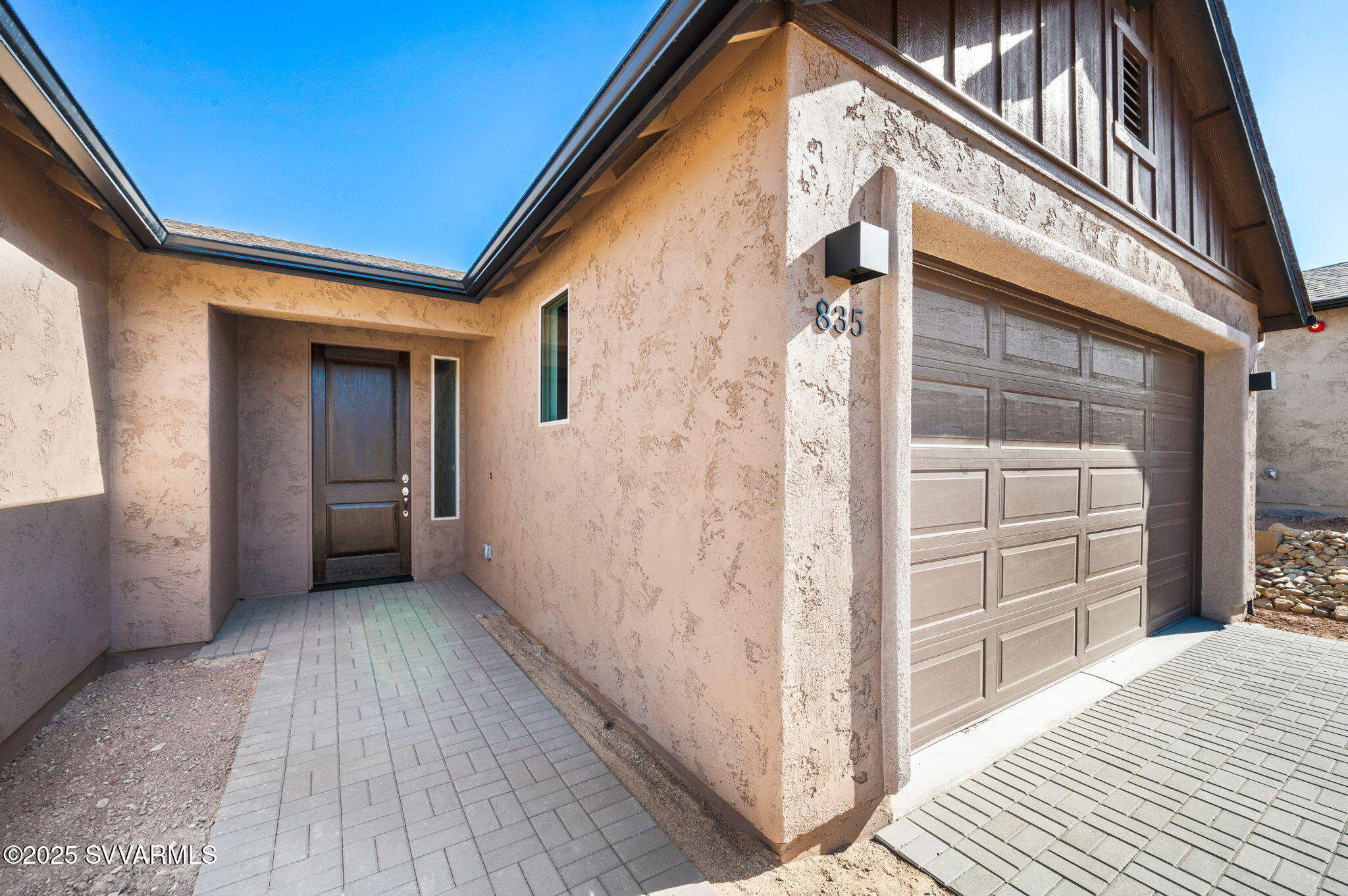 835 Eugene Road Clarkdale, AZ 86324 - Photo 4 of 35 4-Front Entry