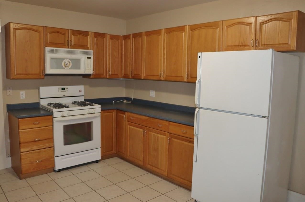 155 Union Street Springfield, VT 05156 - Photo 5 of 15