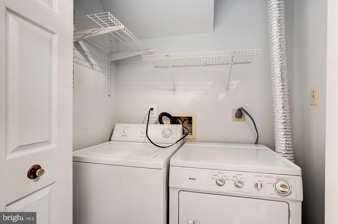 3827 Inverness Road Fairfax, VA 22033 - Photo 29 of 35 Gallery Image 29