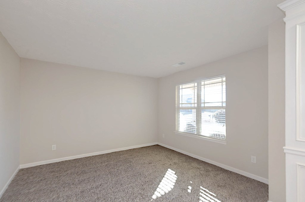 18 Memorial Drive Fort Mitchell, AL 36856 - Photo 15 of 33 an empty room with windows