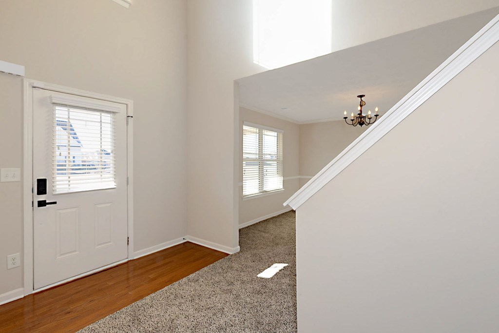 18 Memorial Drive Fort Mitchell, AL 36856 - Photo 6 of 33 a view of entryway