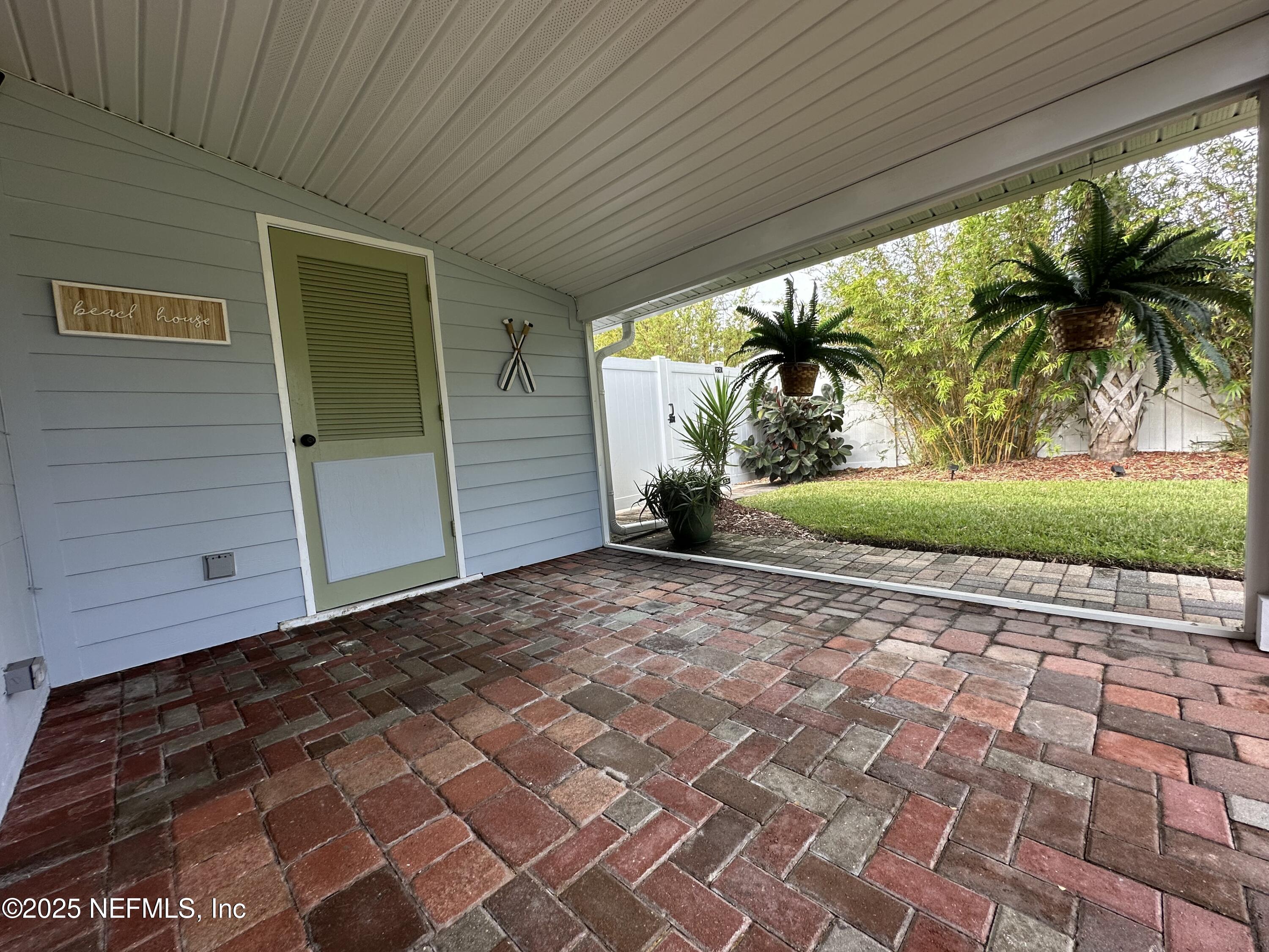 318 Royal Palms Drive Atlantic Beach, FL 32233 - Photo 14 of 39 FRONT PATIO TO YARD