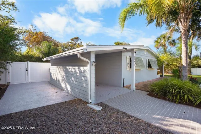 $500,000 | 318 Royal Palms Drive, Atlantic Beach, FL 32233