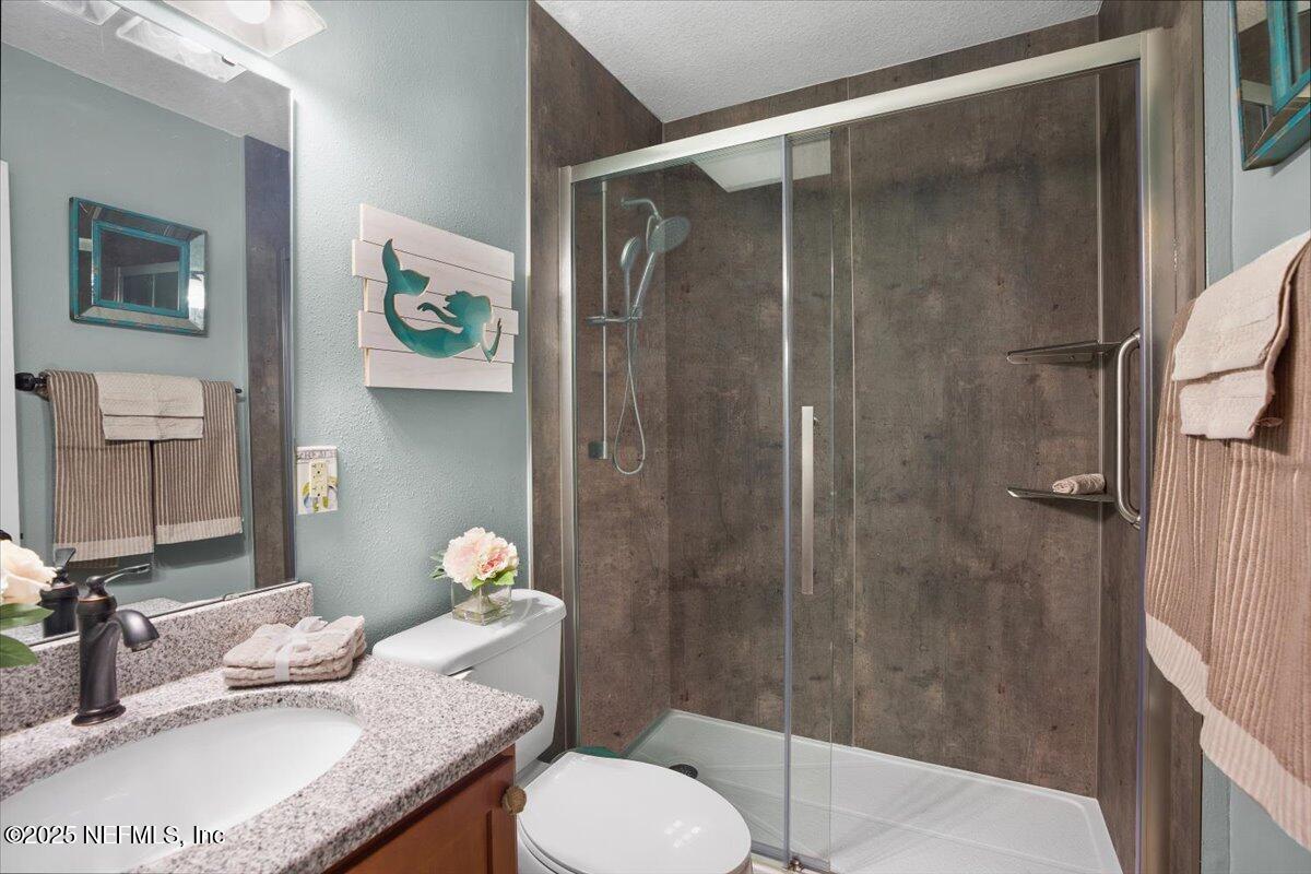 318 Royal Palms Drive Atlantic Beach, FL 32233 - Photo 10 of 39 2ND BATH