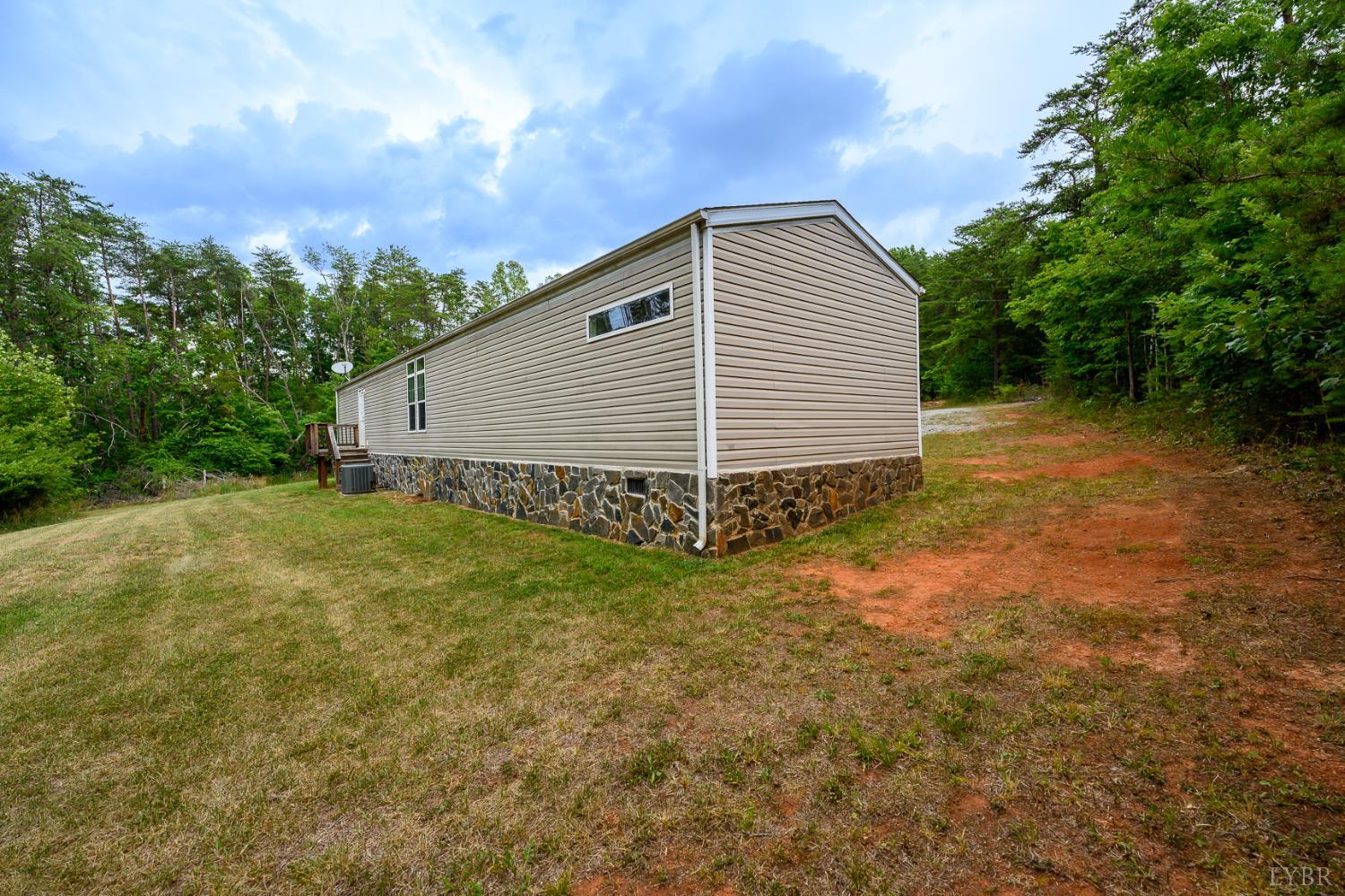 841 Mercury Road Gretna, VA 24557 - Photo 37 of 38