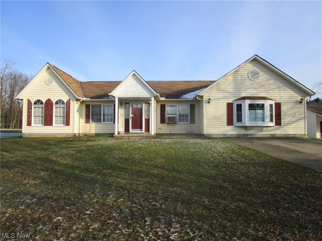 4870 Rockwell Road Ashtabula, OH 44004 - Photo 1 of 47 Front View