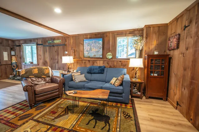 $425,000 | 68 East Brook Crossing, Wilmington, VT 05363