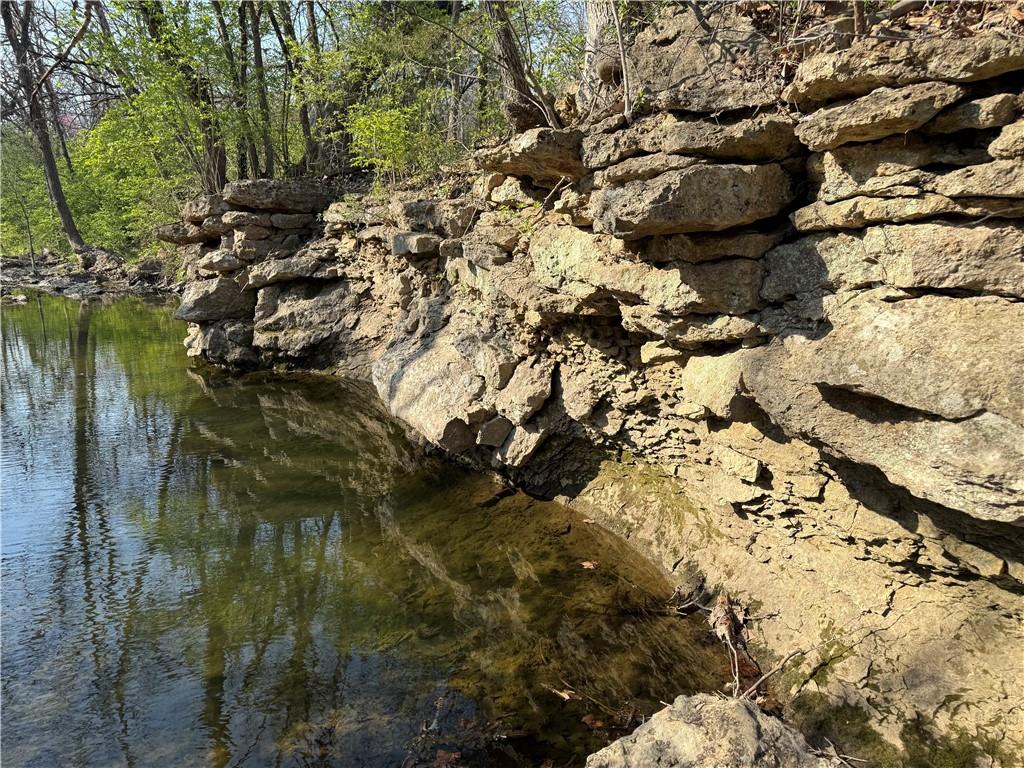 18233 Aberdeen Street Stilwell, KS 66085 - Photo 2 of 58