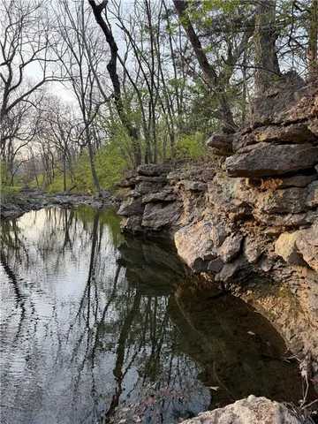 $695,000 | 18233 Aberdeen Street, Stilwell, KS 66085