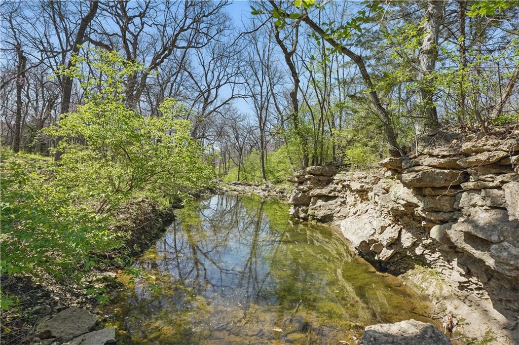 18233 Aberdeen Street Stilwell, KS 66085 - Photo 35 of 58