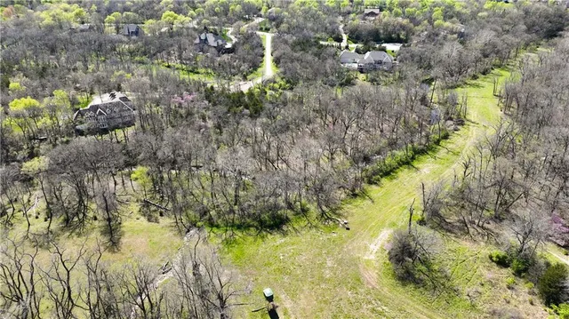 $695,000 | 18233 Aberdeen Street, Stilwell, KS 66085