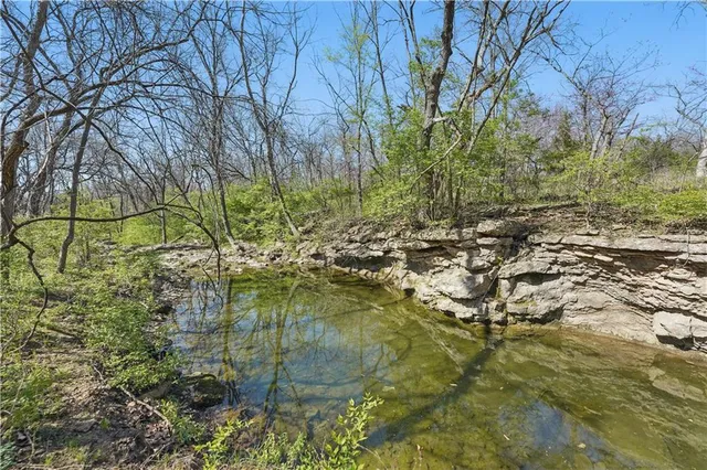 $695,000 | 18233 Aberdeen Street, Stilwell, KS 66085