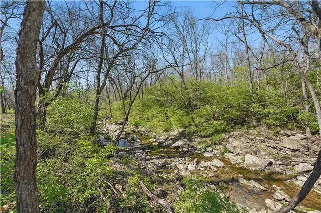 $695,000 | 18233 Aberdeen Street, Stilwell, KS 66085