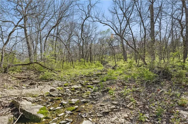 $695,000 | 18233 Aberdeen Street, Stilwell, KS 66085