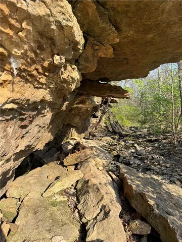 $695,000 | 18233 Aberdeen Street, Stilwell, KS 66085