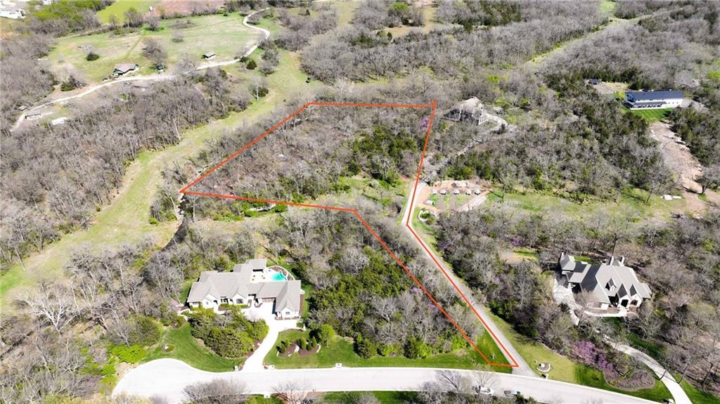 18233 Aberdeen Street Stilwell, KS 66085 - Photo 8 of 58