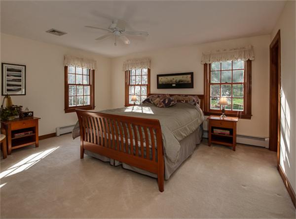 116 Chestnut Street Upton, MA 01568 - Photo 12 of 30 Gallery Image 12