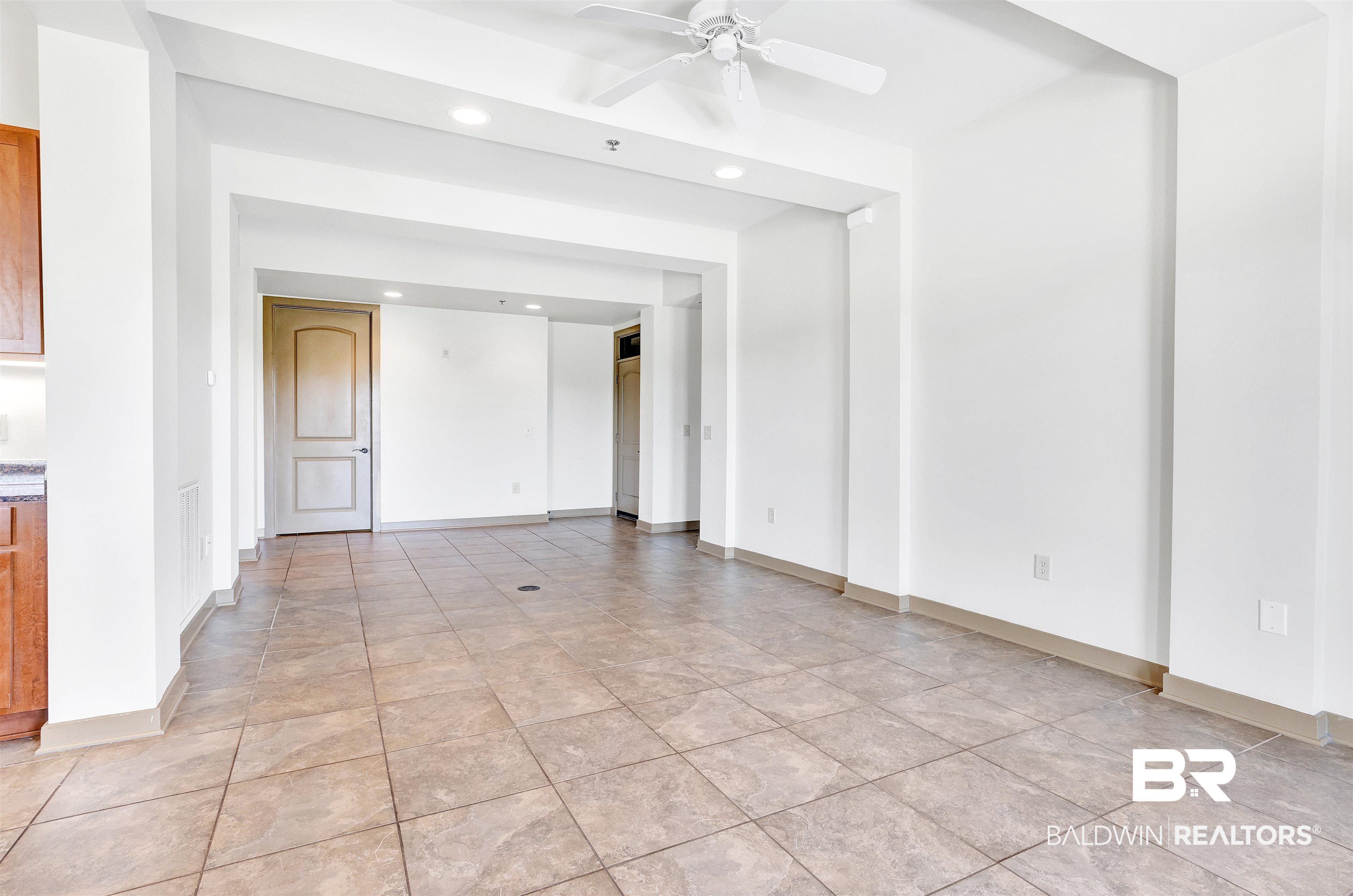 1430 Regency Road, Unit C303 Gulf Shores, AL 36542 - Photo 8 of 28