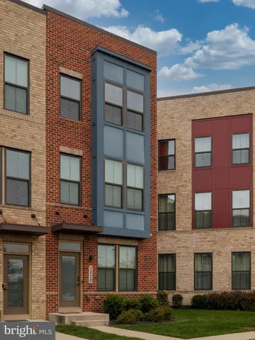 $435,000 | 2828 Arts Vista Boulevard, Suitland, MD 20746