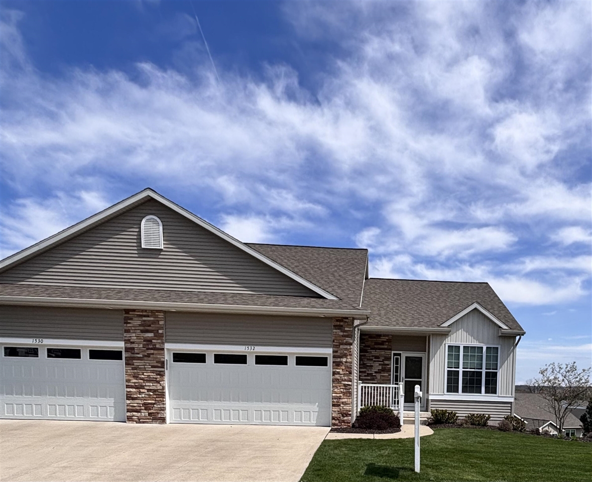 1532 Center Hill Road Lowell, MI 49331 - Photo 2 of 26