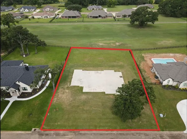 $120,000 | 205 Hogan Lane, Hempstead, TX 77445