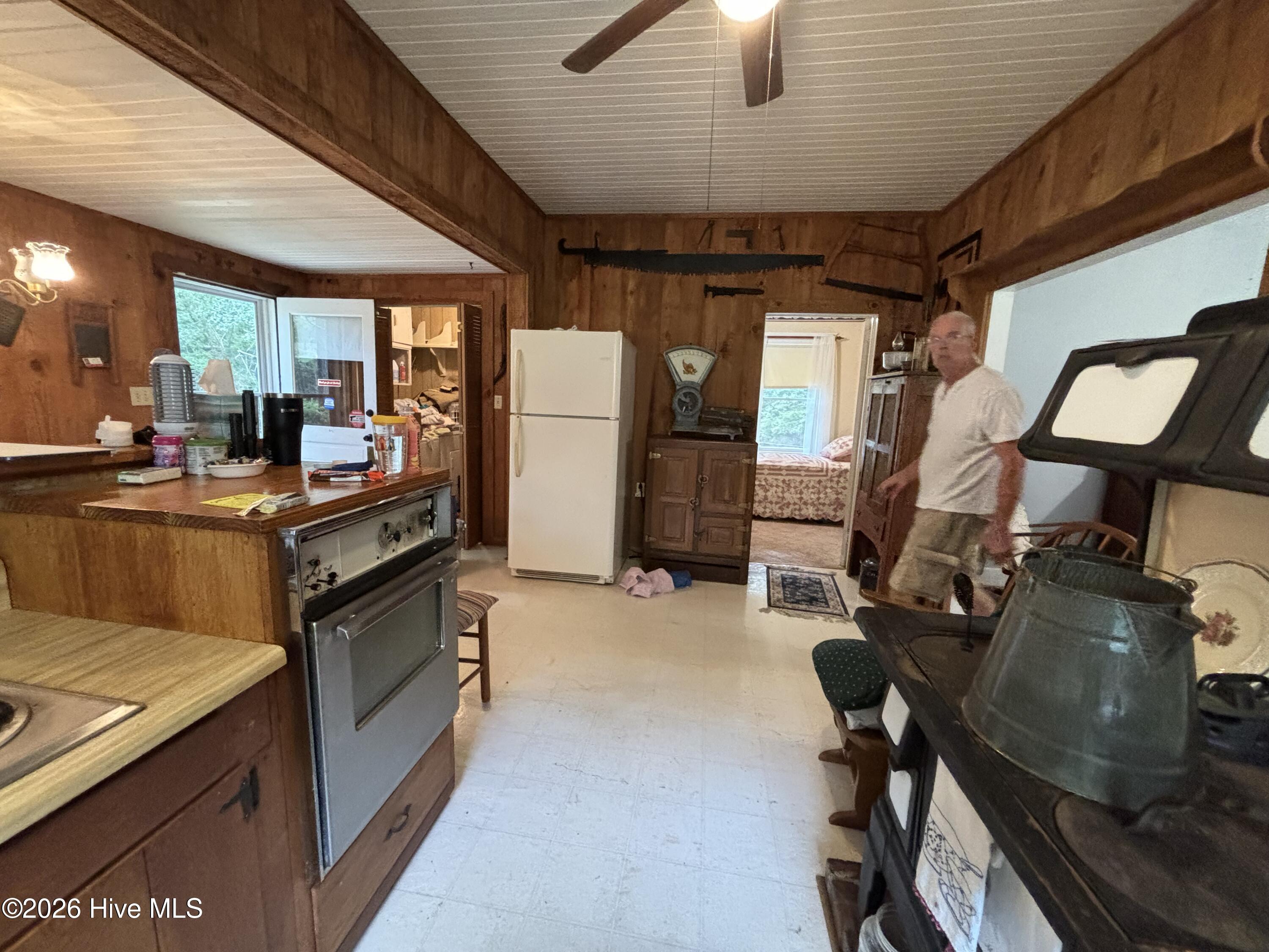 3260 Herrings Chapel Road Burgaw, NC 28425 - Photo 8 of 24