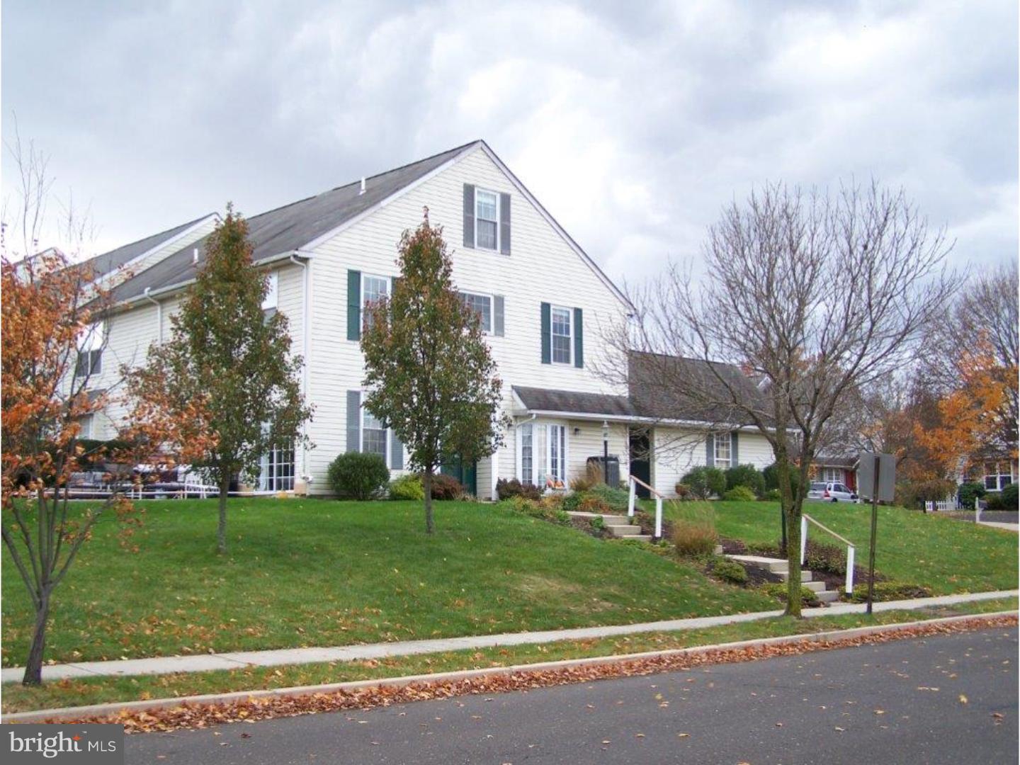 29 Country Road Perkasie, PA 18944 - Photo 3 of 25 Gallery Image 3