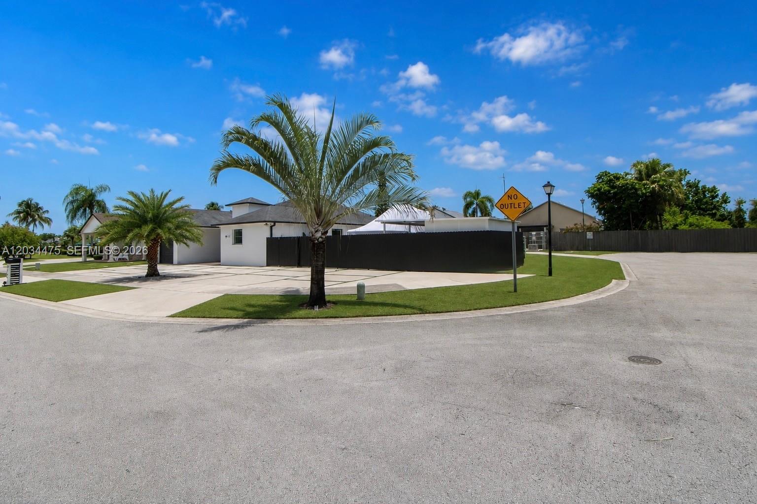 14420 Southwest 157th Street Miami, FL 33177 - Photo 35 of 35