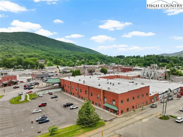 $450,000 | 215 South Jefferson Avenue, Unit 210, West Jefferson, NC 28694