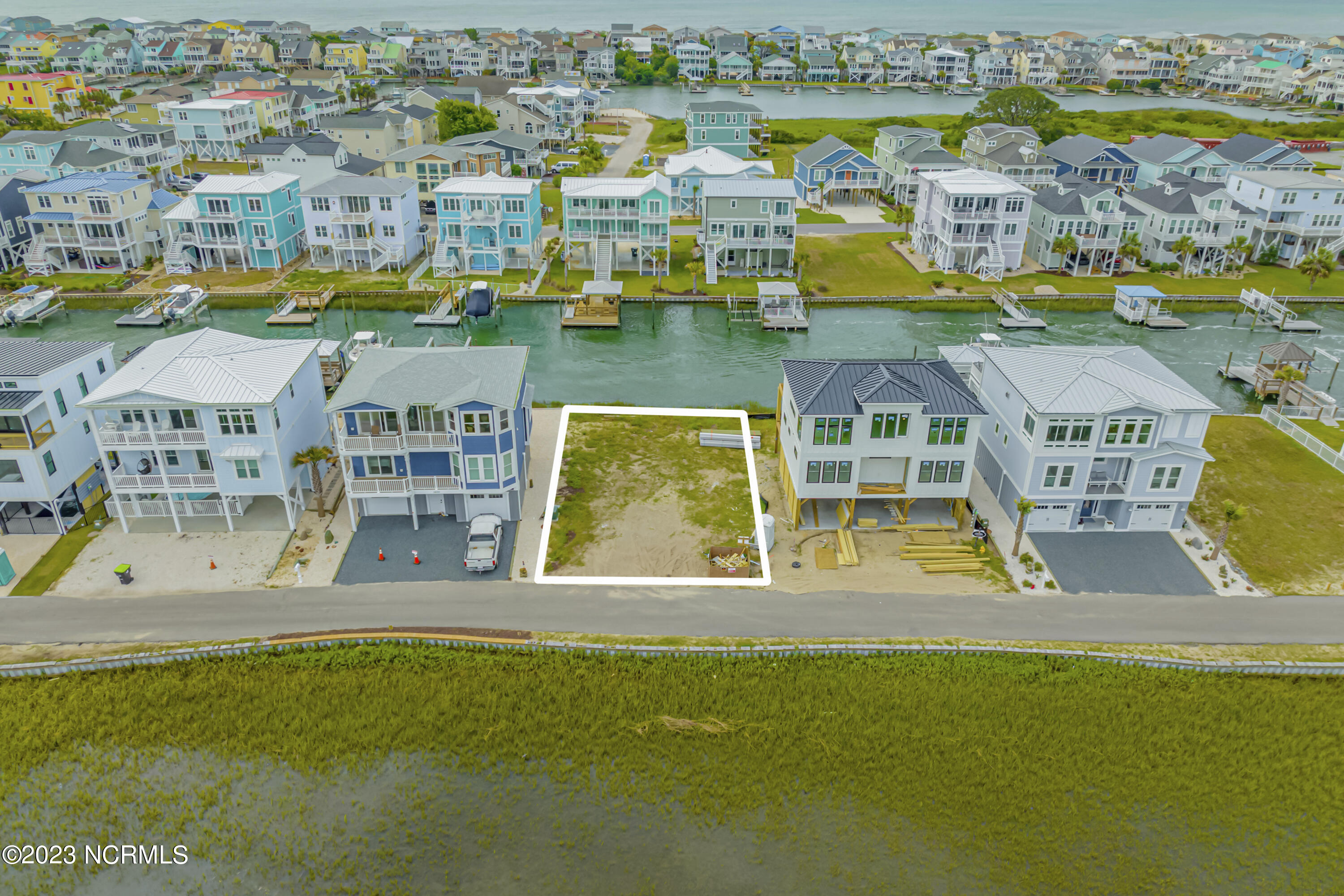 1316 Riverside Drive Sunset Beach, NC 28468 - Photo 5 of 26 68