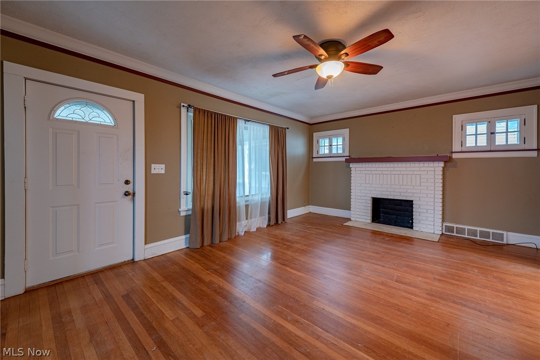 3216 Tullamore Road Cleveland, OH 44118 - Photo 4 of 20