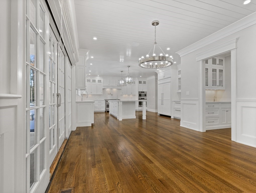 38 Livingston Road Wellesley, MA 02482 - Photo 13 of 37