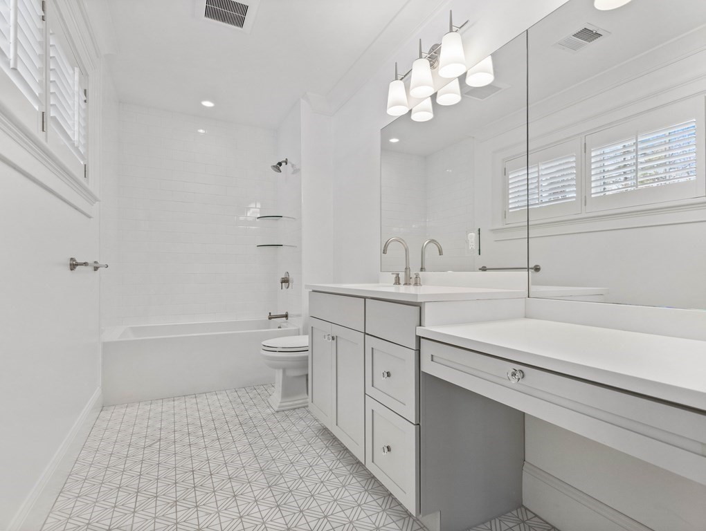 38 Livingston Road Wellesley, MA 02482 - Photo 21 of 37