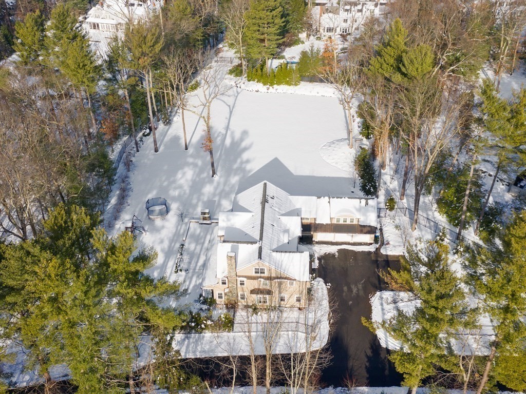 38 Livingston Road Wellesley, MA 02482 - Photo 5 of 37